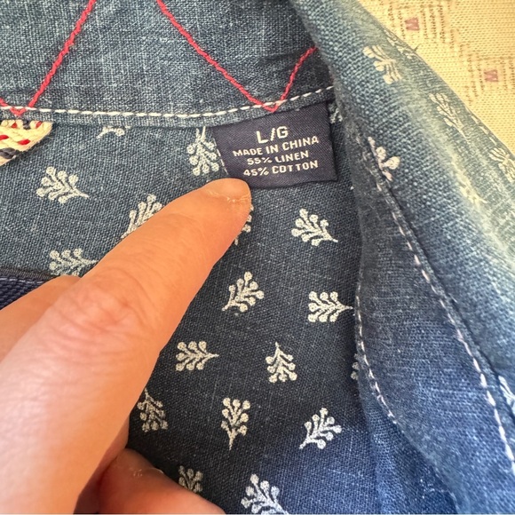 Tommy Bahama Blue Print Men's Shirt Size L - Picture 4 of 8